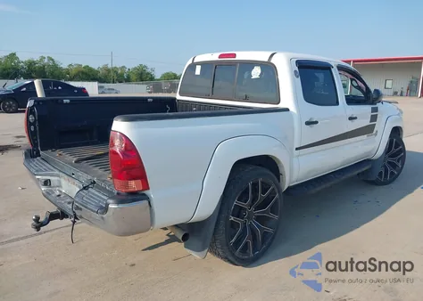 2013 Toyota Tacoma Double Cab Prerunner z USA, uszkodzony, nr VIN 5TFJU4GN7DX042163